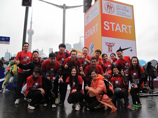 2012年上海马拉松长跑归来！！！